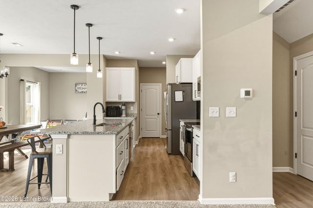 254 Rising Sun Ct, Shepherdsville, KY 40165