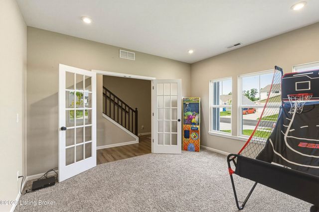 254 Rising Sun Ct, Shepherdsville, KY 40165