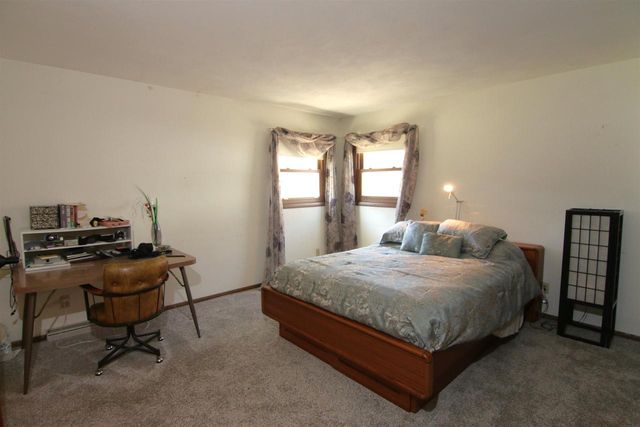 6517 Inner Drive, Madison, WI 53705