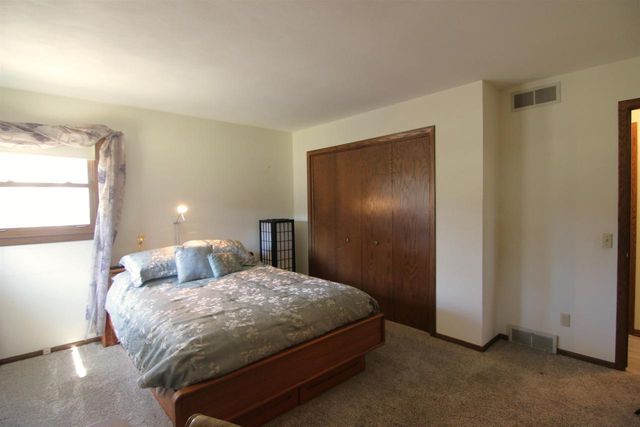 6517 Inner Drive, Madison, WI 53705