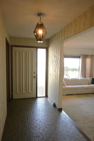 6517 Inner Drive, Madison, WI 53705