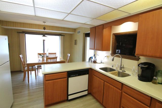 6517 Inner Drive, Madison, WI 53705