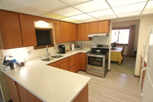 6517 Inner Drive, Madison, WI 53705