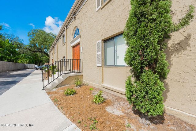 5811 ATLANTIC Boulevard 253, Jacksonville, FL 32207