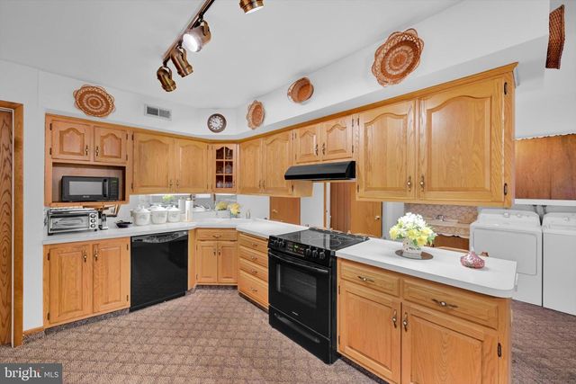 1624 CONCORD RD, Reading, PA 19610