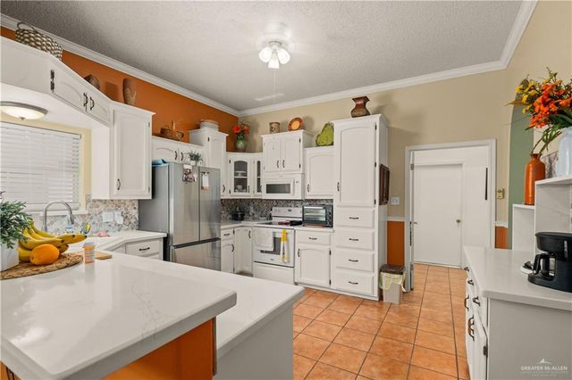 2006 Meadow Way Drive, Mission, TX 78572