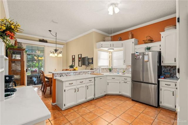 2006 Meadow Way Drive, Mission, TX 78572