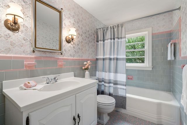 109 Shaw Road, Belmont, MA 02478