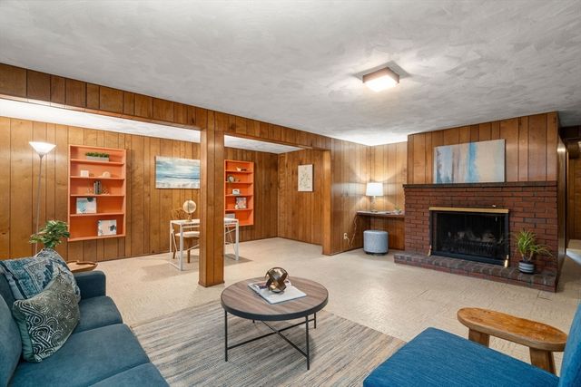 109 Shaw Road, Belmont, MA 02478