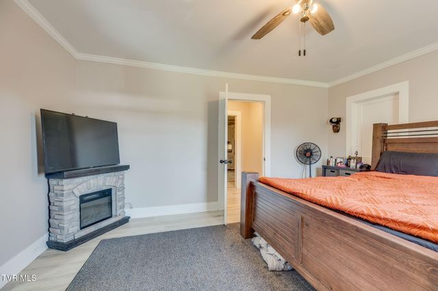 340 Page Street, Bristol, VA 24201