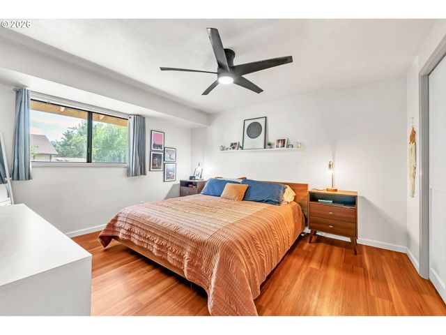 1255 CITY VIEW St, Eugene, OR 97402