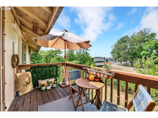 1255 CITY VIEW St, Eugene, OR 97402