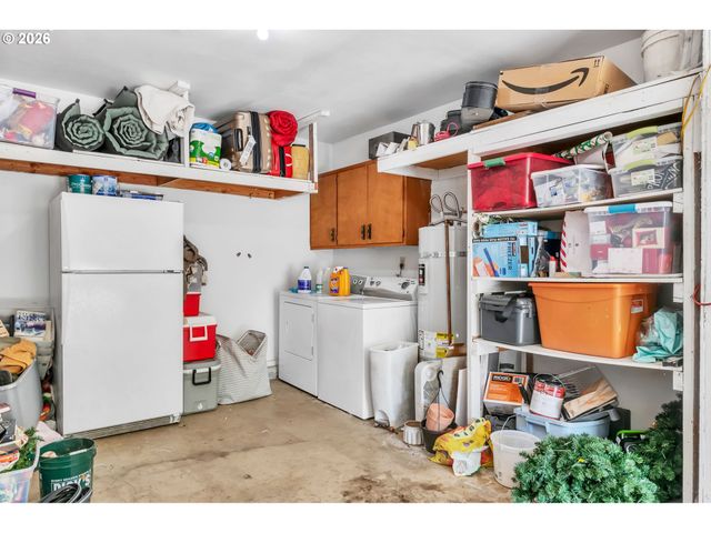 1255 CITY VIEW St, Eugene, OR 97402