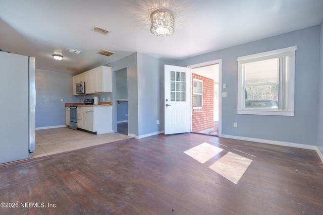 8723 GARDEN Street, Jacksonville, FL 32219