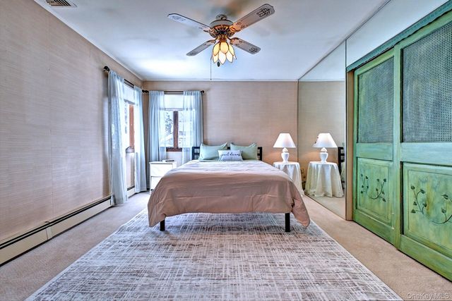 16 Hempstead Street, Holtsville, NY 11742