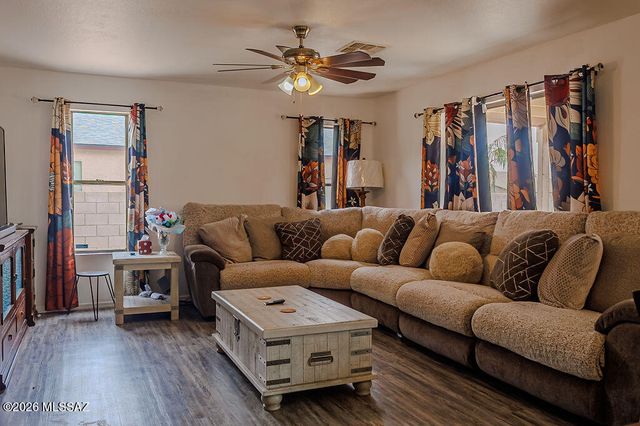 7500 S Malcolm Avenue, Tucson, AZ 85746