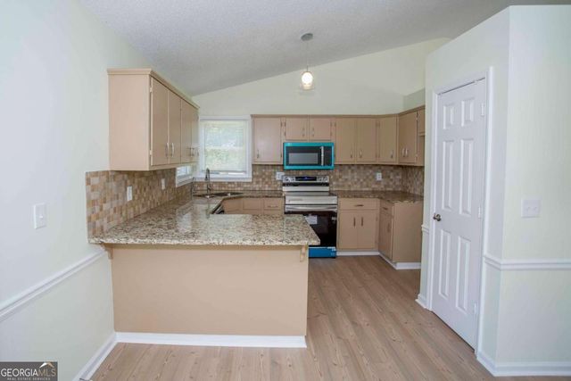 13 Dawn Drive SE, Cartersville, GA 30121