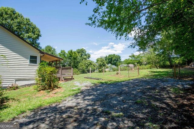 13 Dawn Drive SE, Cartersville, GA 30121