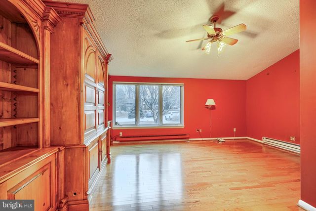 17 OAKHAMPTON DR, Lutherville Timonium, MD 21093