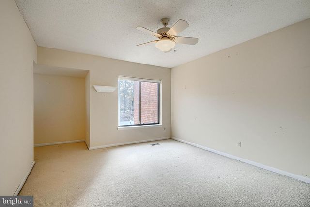 17 OAKHAMPTON DR, Lutherville Timonium, MD 21093