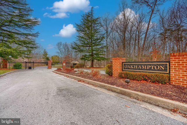17 OAKHAMPTON DR, Lutherville Timonium, MD 21093