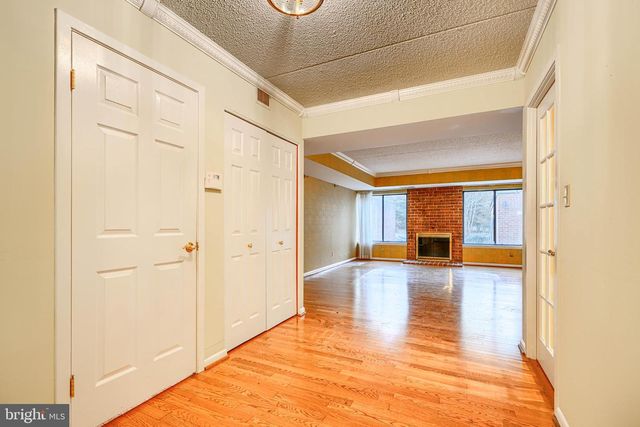 17 OAKHAMPTON DR, Lutherville Timonium, MD 21093