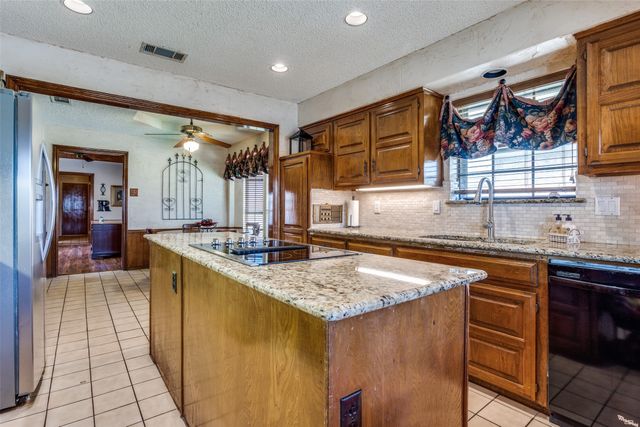 2829 Colleen Drive, Garland, TX 75043