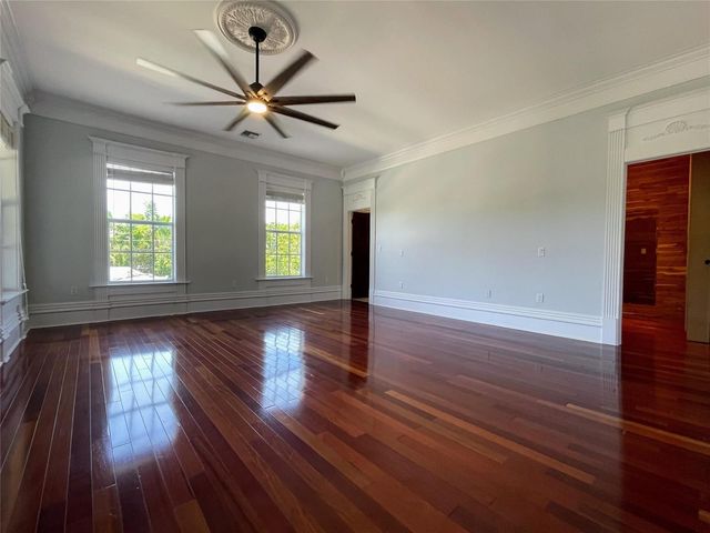 929 NE 18th Court, Fort Lauderdale, FL 33305