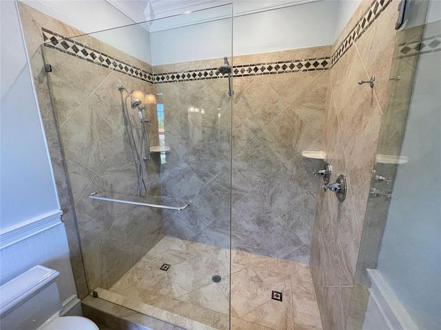 929 NE 18th Court, Fort Lauderdale, FL 33305