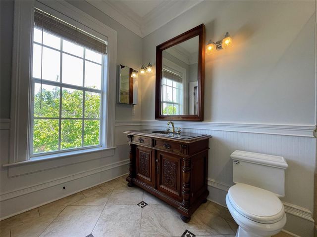 929 NE 18th Court, Fort Lauderdale, FL 33305