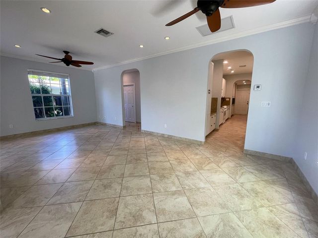 929 NE 18th Court, Fort Lauderdale, FL 33305