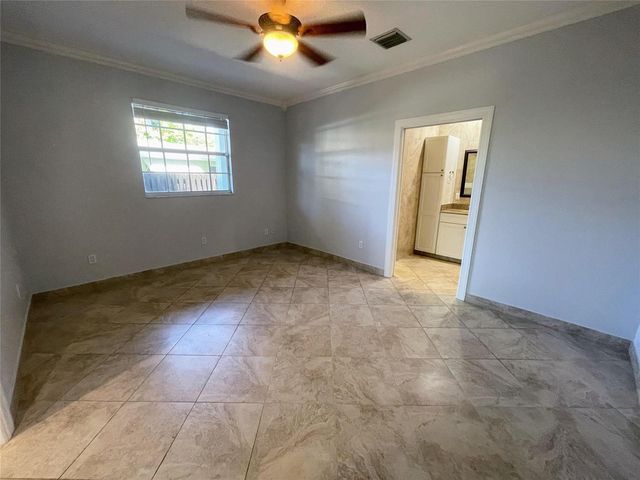 929 NE 18th Court, Fort Lauderdale, FL 33305