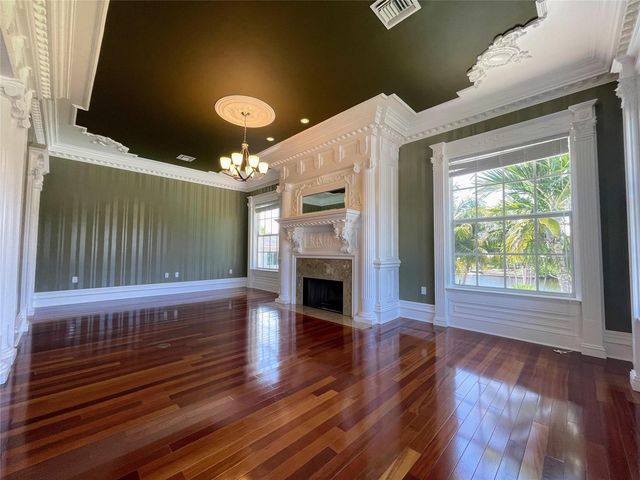 929 NE 18th Court, Fort Lauderdale, FL 33305