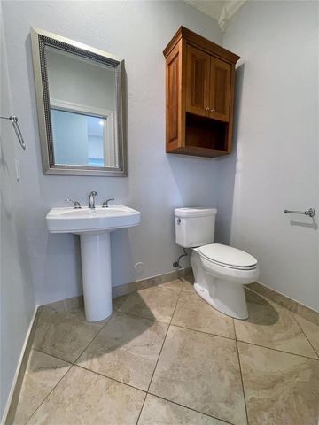 929 NE 18th Court, Fort Lauderdale, FL 33305