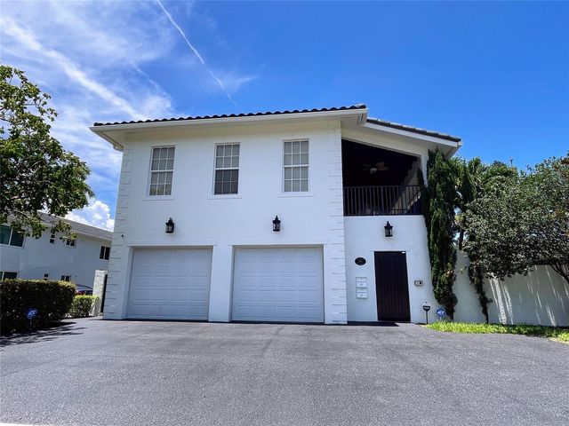 929 NE 18th Court, Fort Lauderdale, FL 33305
