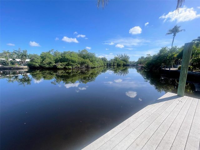 929 NE 18th Court, Fort Lauderdale, FL 33305