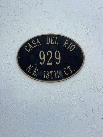 929 NE 18th Court, Fort Lauderdale, FL 33305