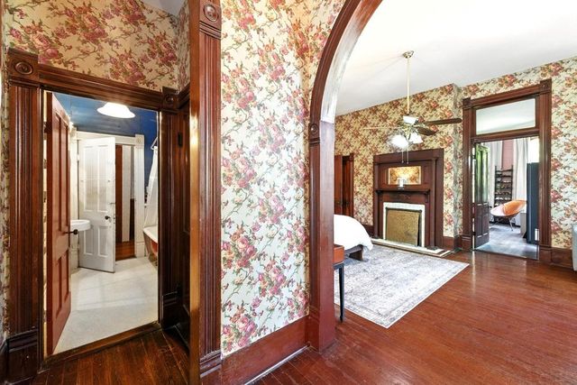 624 Saint Louis ST, Gonzales, TX 78629