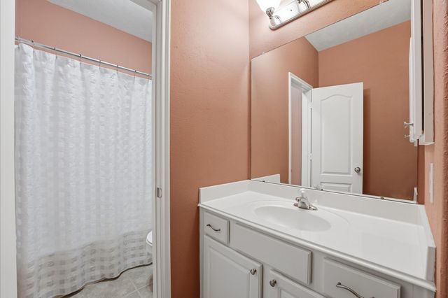 4719 Waterhaven Lane, Houston, TX 77084