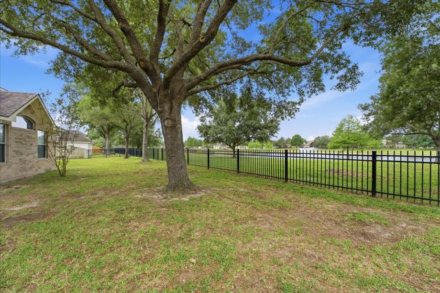 4719 Waterhaven Lane, Houston, TX 77084