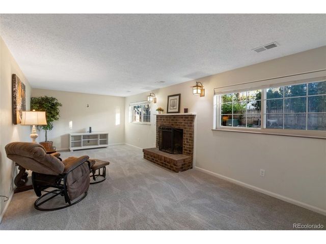 8822 W Arbor Ave, Littleton, CO 80123