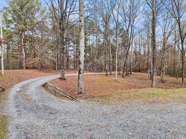3592 Dogwood Valley Road, Tunnel Hill, GA 30755