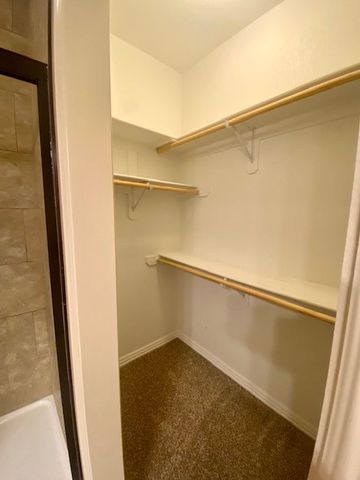 1089 N Leverett Avenue, Fayetteville, AR 72701