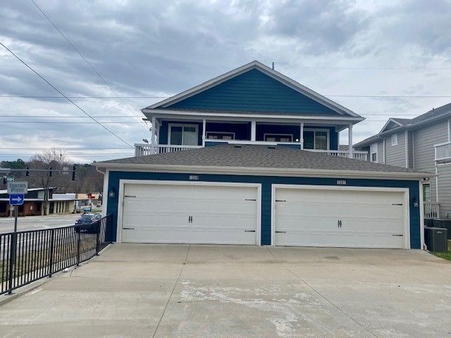 1089 N Leverett Avenue, Fayetteville, AR 72701