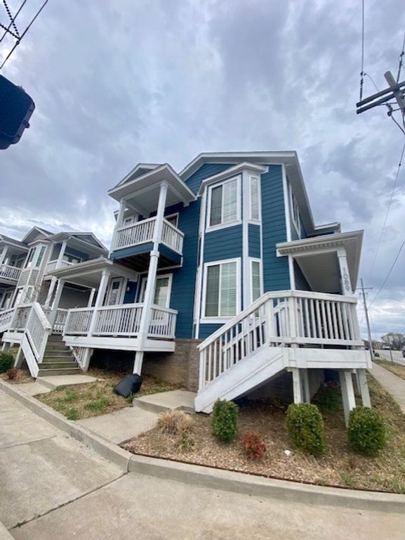 1089 N Leverett Avenue, Fayetteville, AR 72701