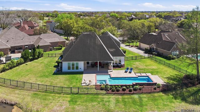 40246 Dove Estates Ct, Gonzales, LA 70737