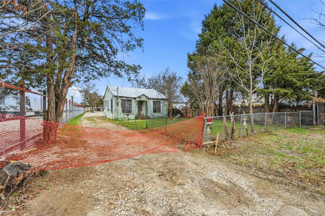 8322 Honeysuckle Lane, Dallas, TX 75241