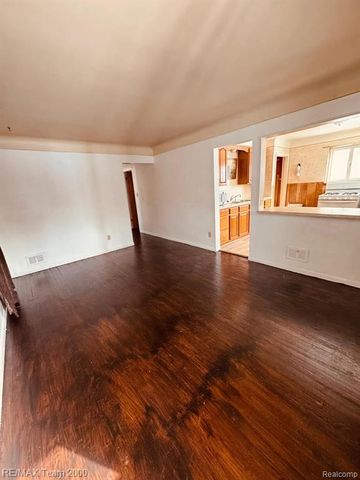 1402 Morris Avenue, Lincoln Park, MI 48146