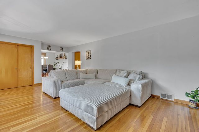 250 Neville Rd, Brighton Twp, PA 15009