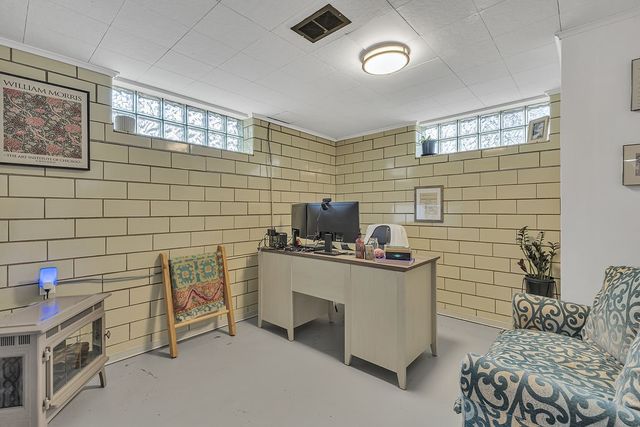 250 Neville Rd, Brighton Twp, PA 15009